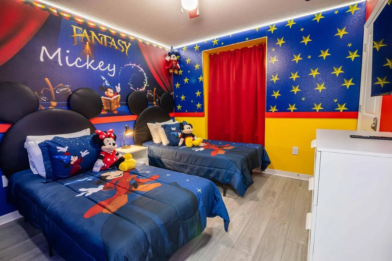 Holiday home Incredible Thematic House With Pool And Game Room Davenport
